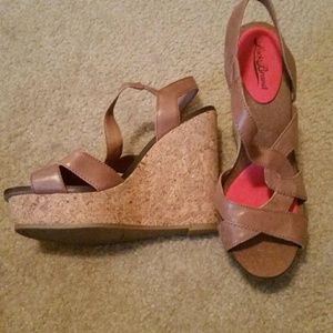 Lucky Brand Leather Cork Wedges 7 NEW